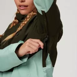 Volcom Women's Ski Jackets Aris Insulated Gore Jacket Women's -VolcomYes.Volkl popular shop MIN D14